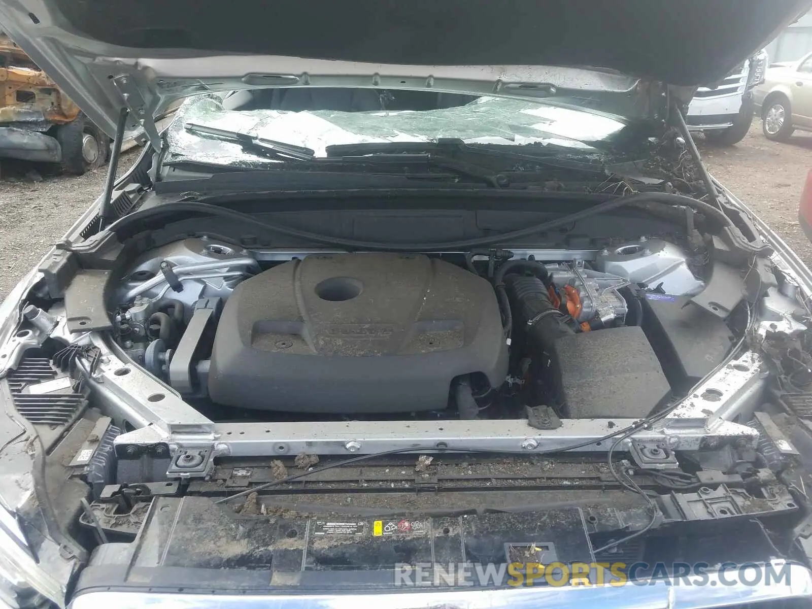 7 Photograph of a damaged car LYVBR0DK4KB186920 VOLVO XC60 2019