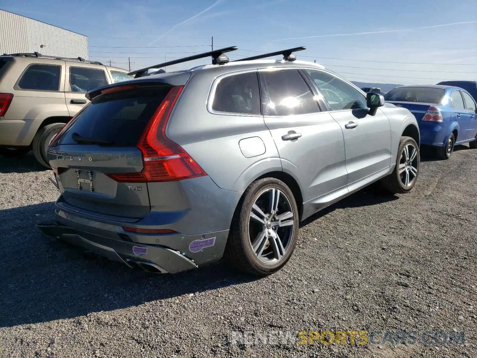 4 Photograph of a damaged car LYVBR0DK5KB197330 VOLVO XC60 2019