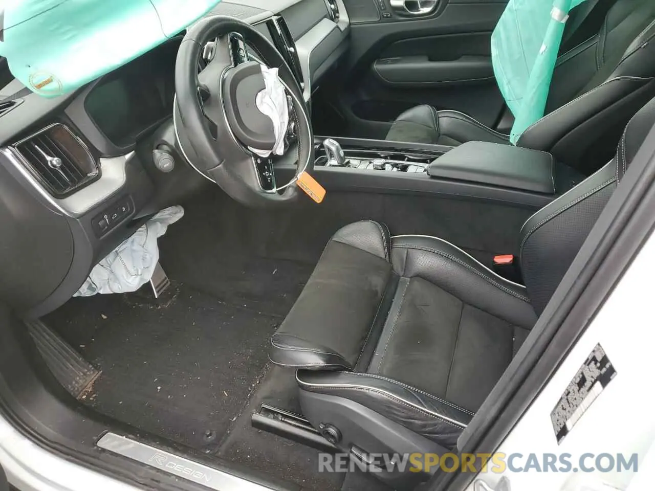 7 Photograph of a damaged car LYVBR0DM0KB292413 VOLVO XC60 2019
