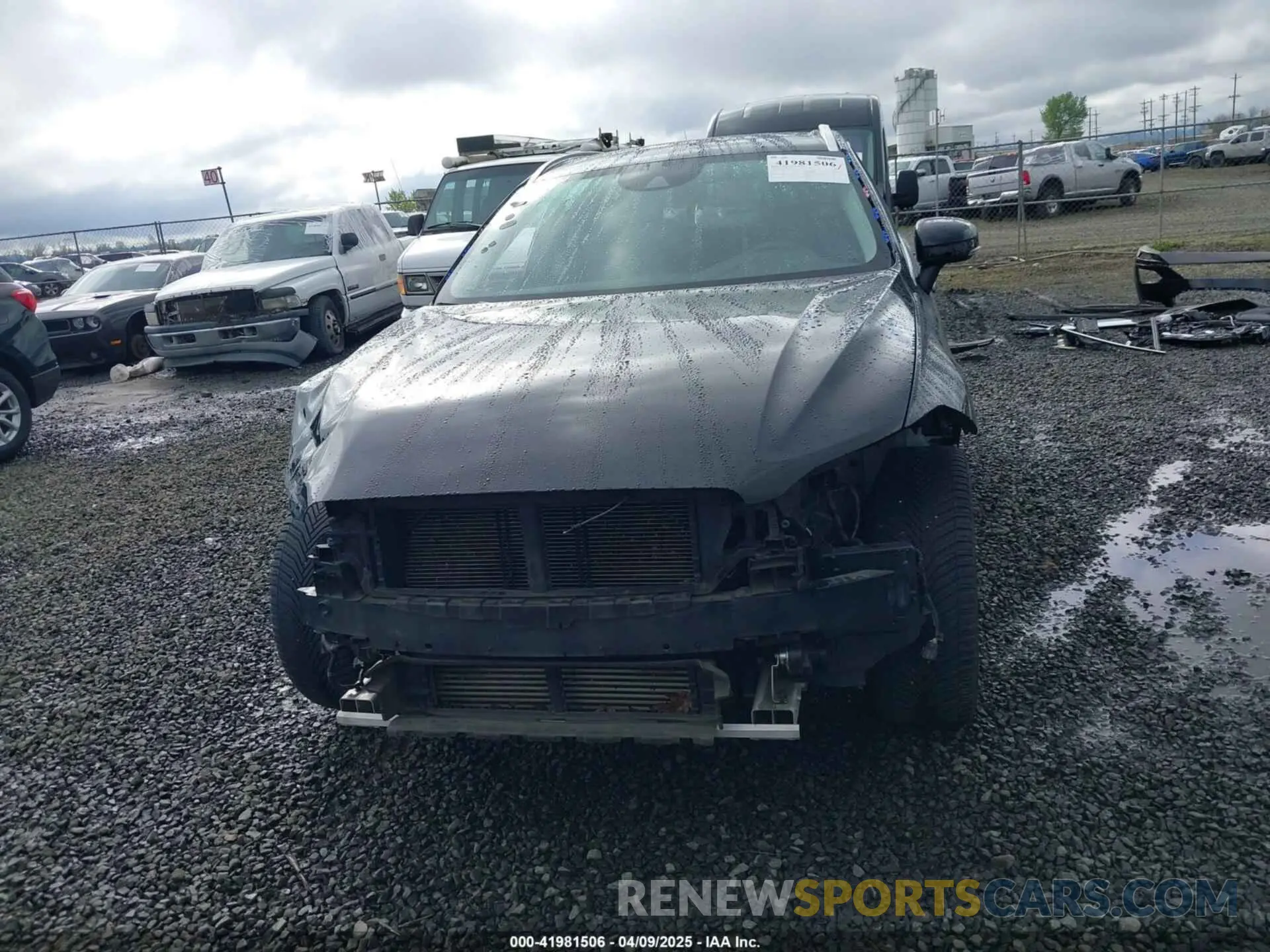 13 Photograph of a damaged car YV4A22RK1K1379891 VOLVO XC60 2019