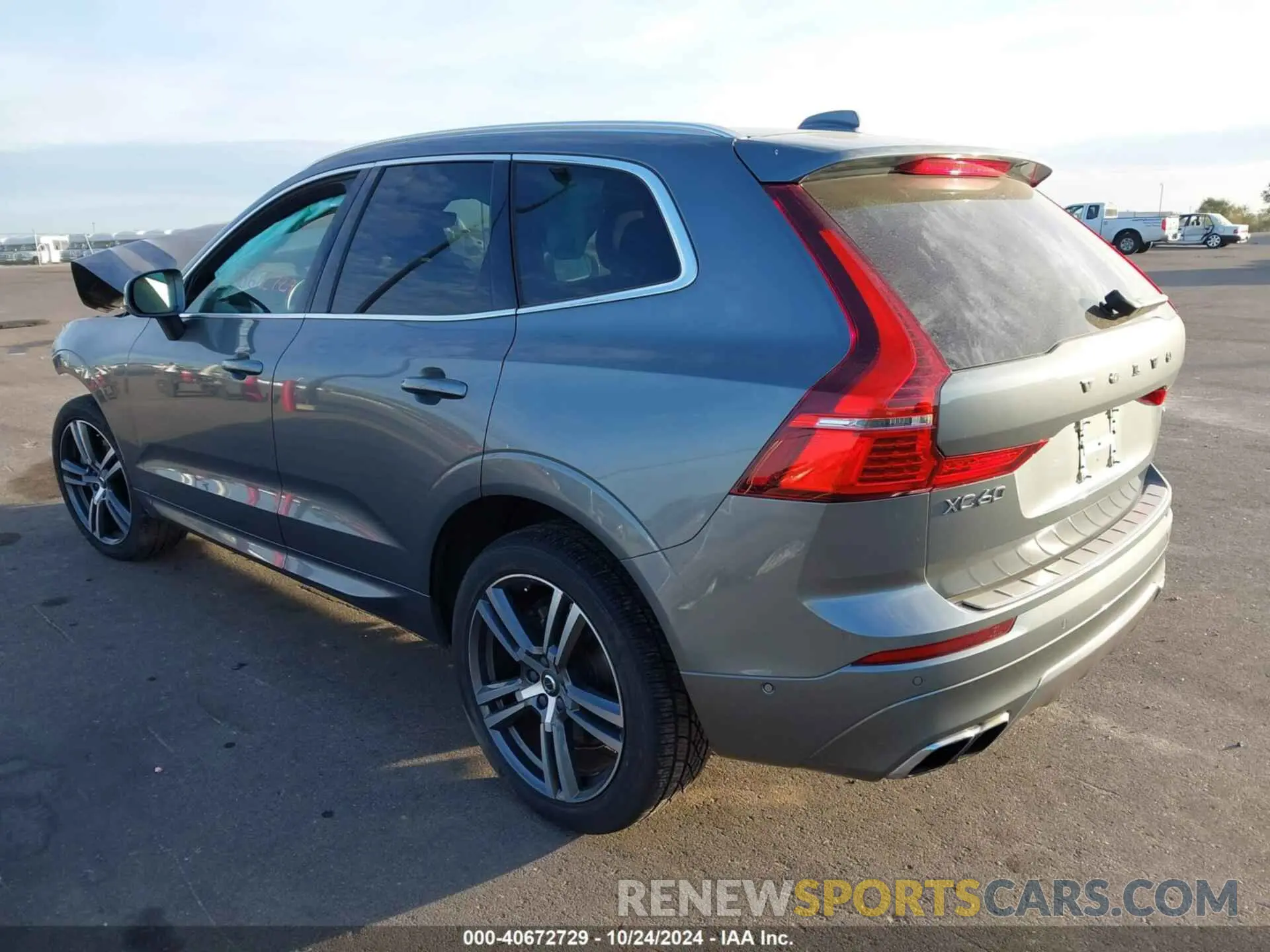 3 Photograph of a damaged car YV4A22RK8K1357385 VOLVO XC60 2019