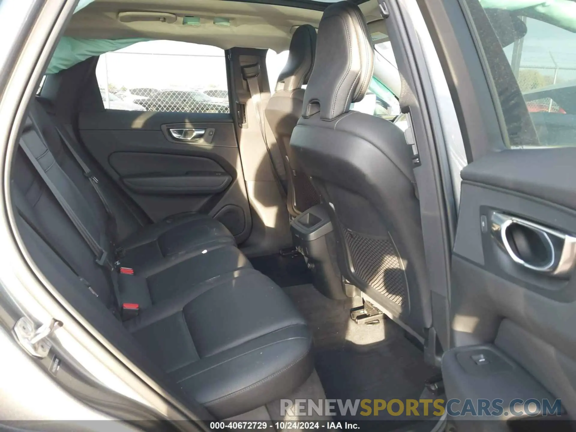 8 Photograph of a damaged car YV4A22RK8K1357385 VOLVO XC60 2019