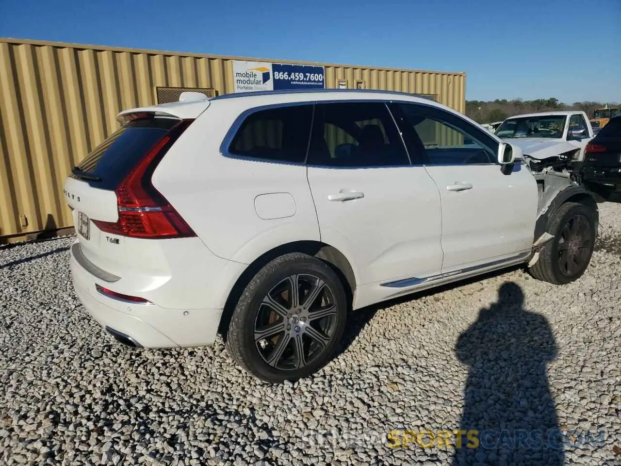 3 Photograph of a damaged car YV4A22RL3K1348327 VOLVO XC60 2019