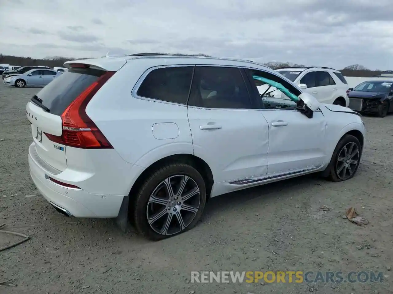 3 Photograph of a damaged car YV4A22RL5K1315085 VOLVO XC60 2019