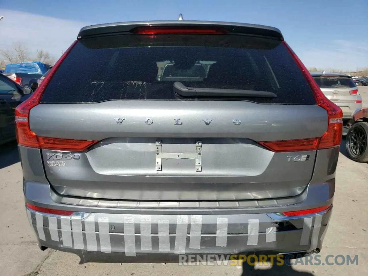 6 Photograph of a damaged car YV4A22RL8K1347030 VOLVO XC60 2019
