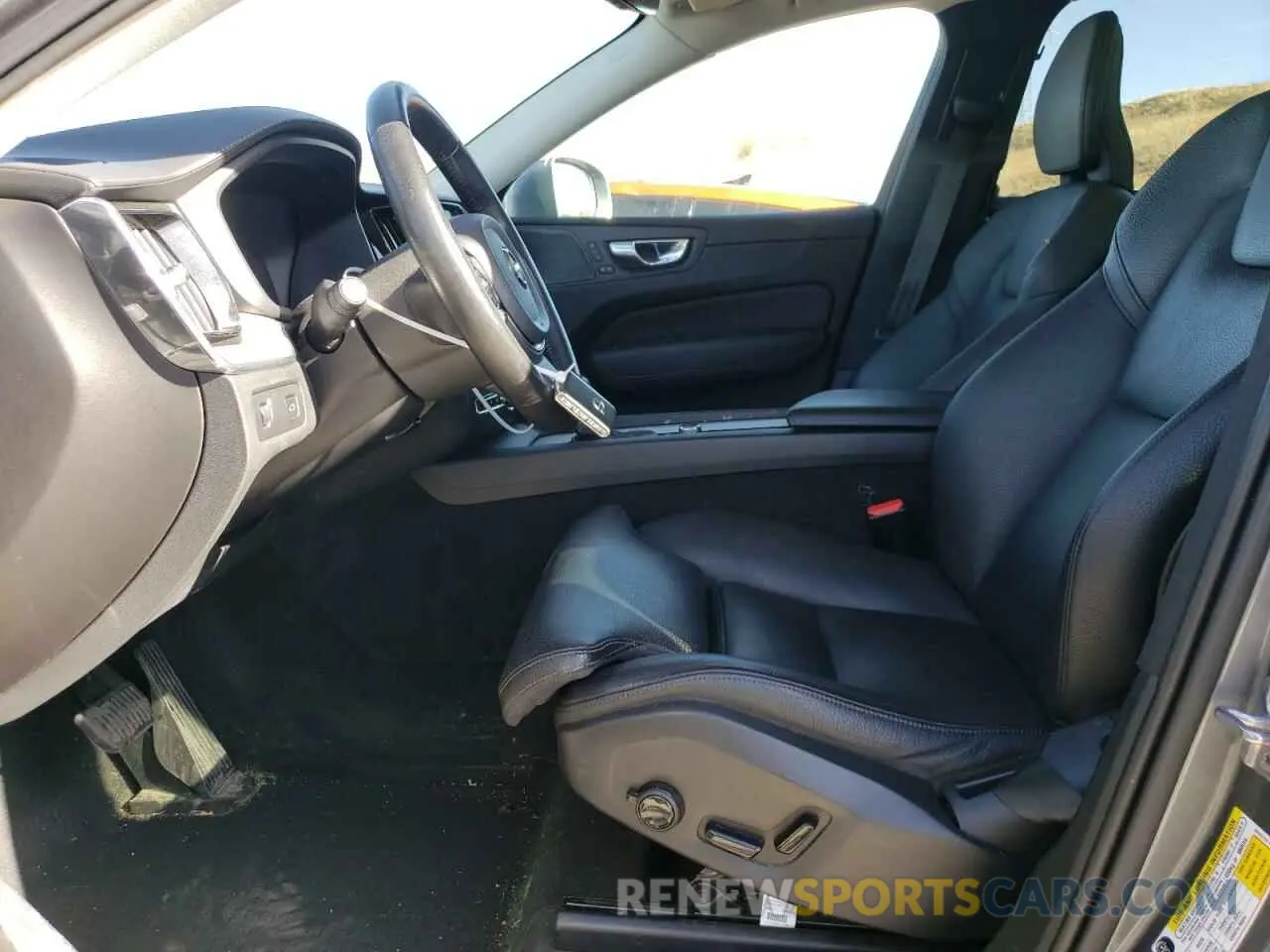 7 Photograph of a damaged car YV4A22RL8K1347030 VOLVO XC60 2019