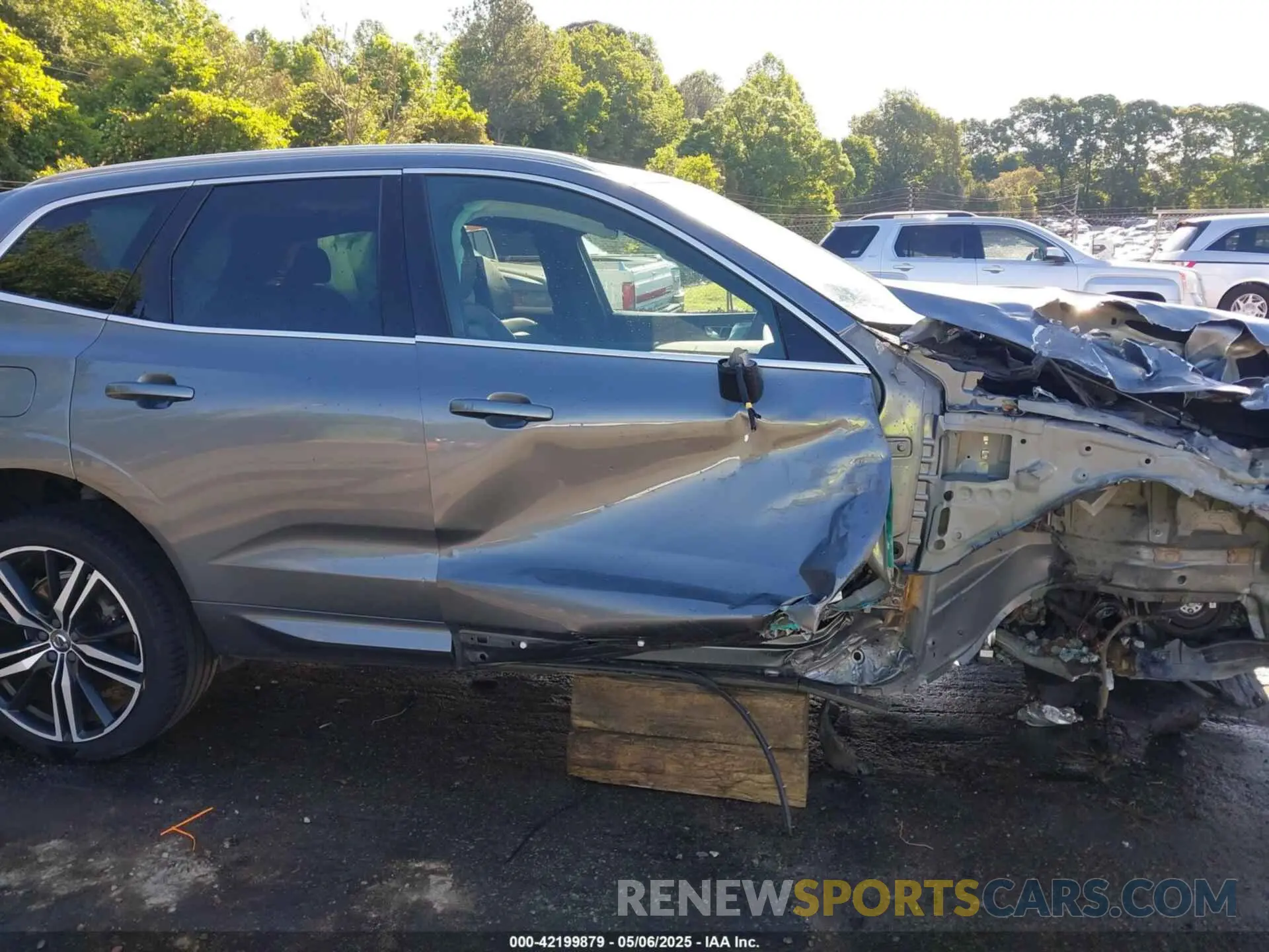 12 Photograph of a damaged car YV4A22RM1K1351428 VOLVO XC60 2019