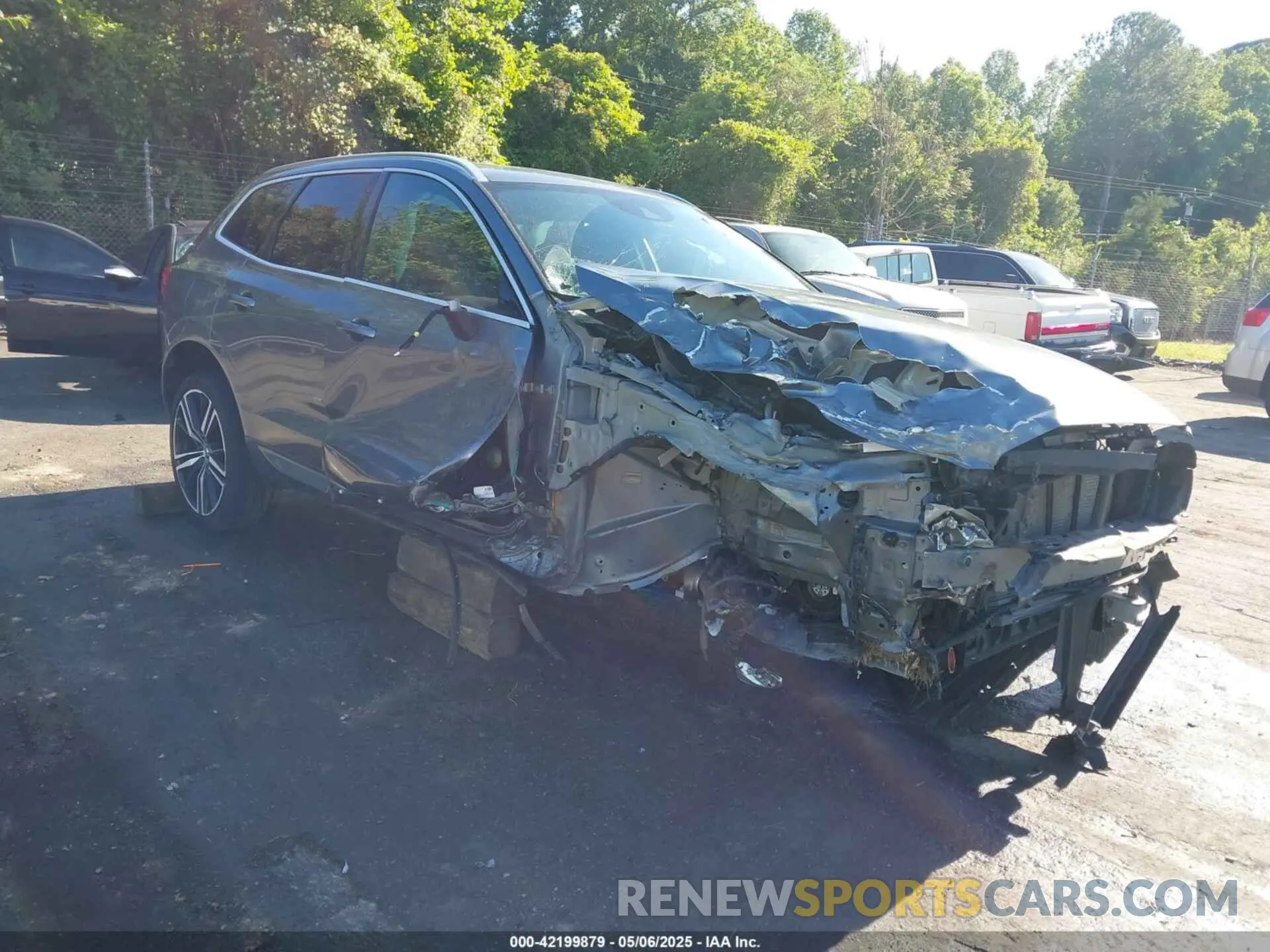 16 Photograph of a damaged car YV4A22RM1K1351428 VOLVO XC60 2019
