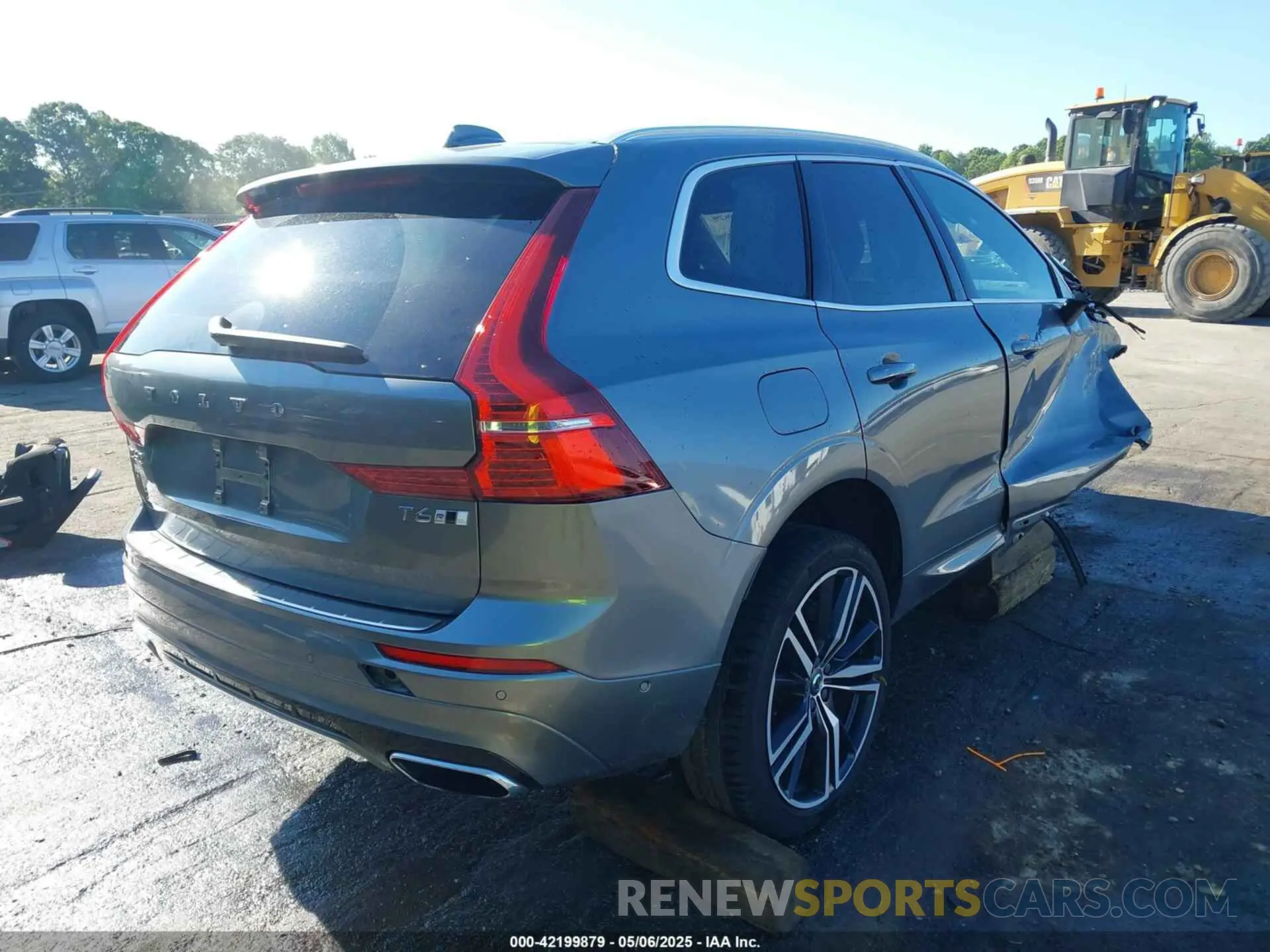 4 Photograph of a damaged car YV4A22RM1K1351428 VOLVO XC60 2019