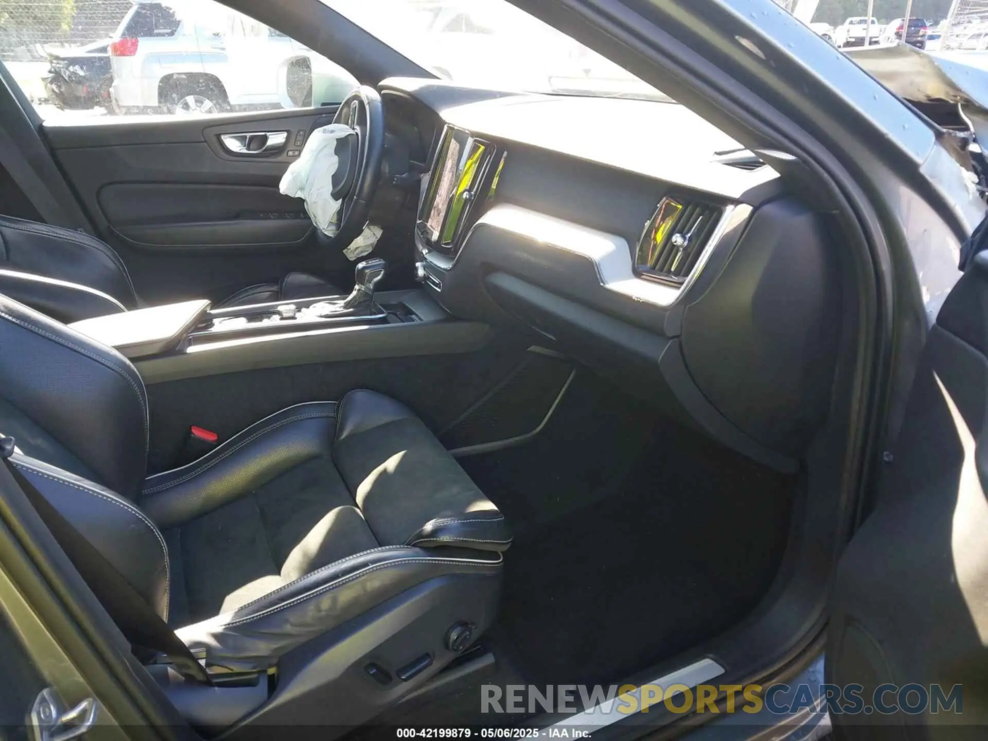 5 Photograph of a damaged car YV4A22RM1K1351428 VOLVO XC60 2019
