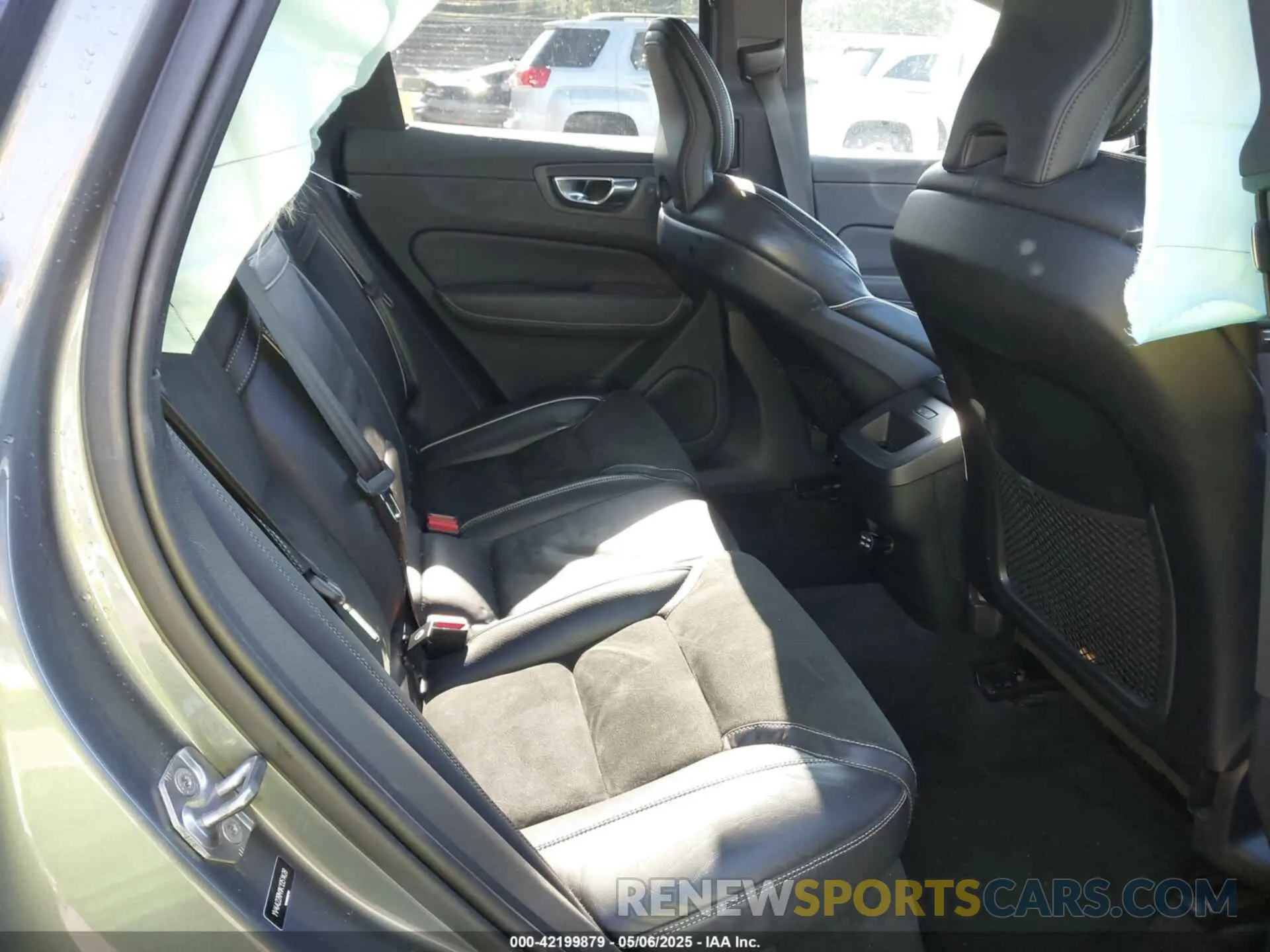 8 Photograph of a damaged car YV4A22RM1K1351428 VOLVO XC60 2019
