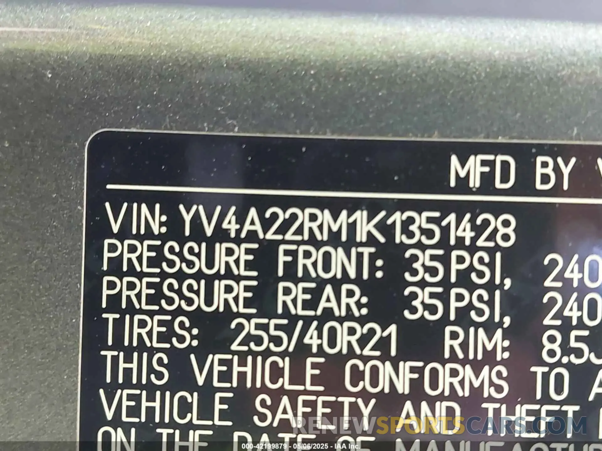 9 Photograph of a damaged car YV4A22RM1K1351428 VOLVO XC60 2019