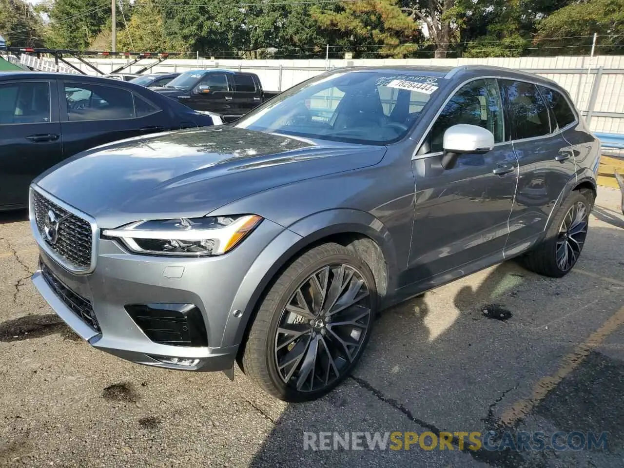 1 Photograph of a damaged car YV4A22RM9K1353184 VOLVO XC60 2019