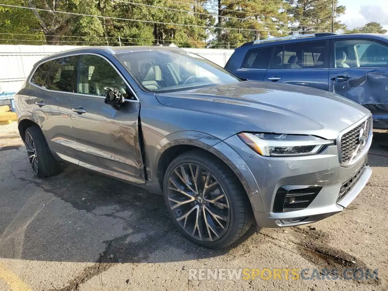 4 Photograph of a damaged car YV4A22RM9K1353184 VOLVO XC60 2019