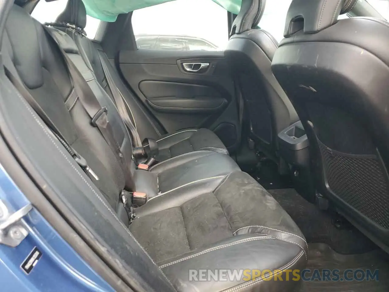 11 Photograph of a damaged car YV4A22RMXK1353016 VOLVO XC60 2019