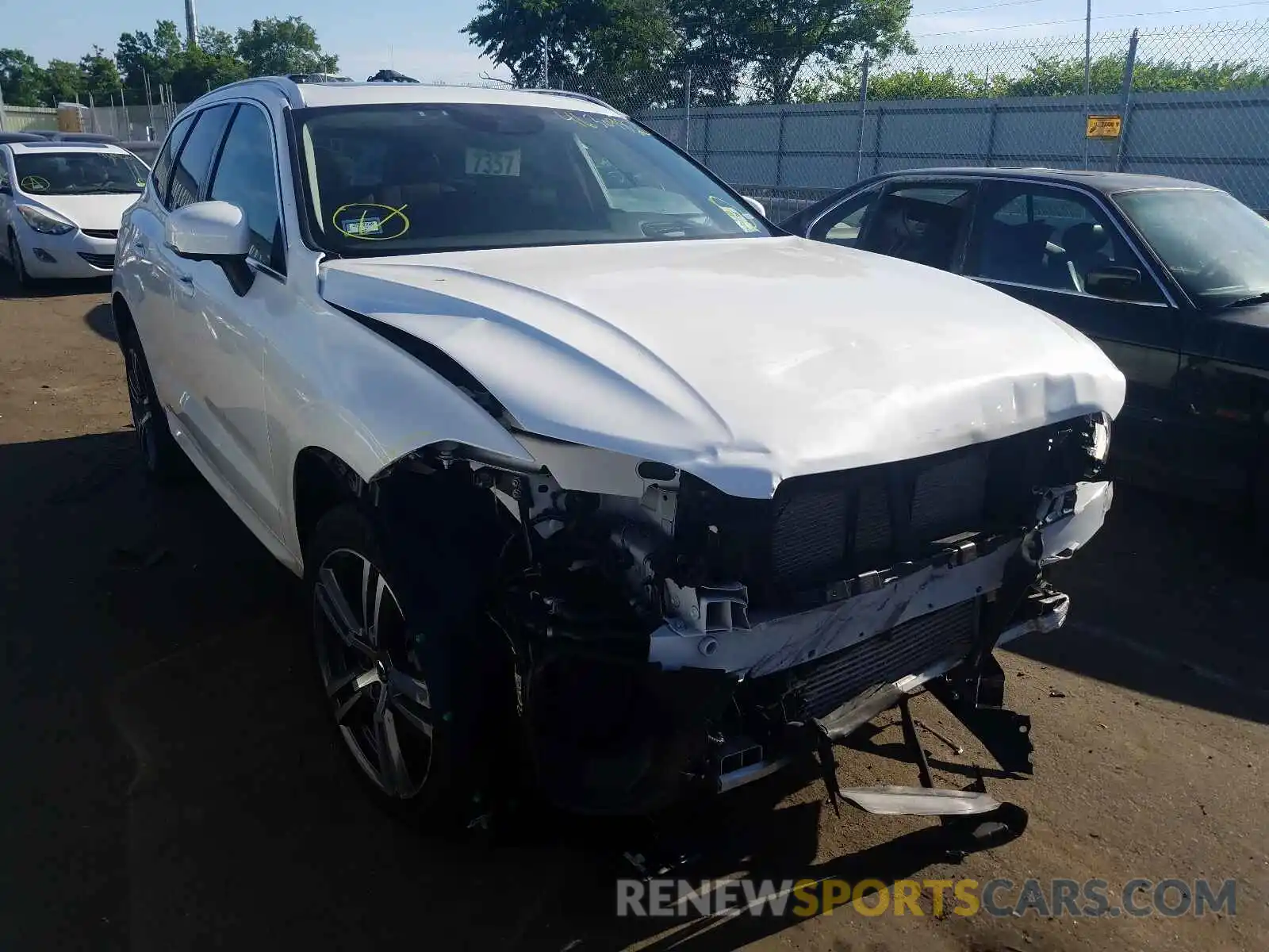 1 Photograph of a damaged car YV4BR0DK6K1383446 VOLVO XC60 2019