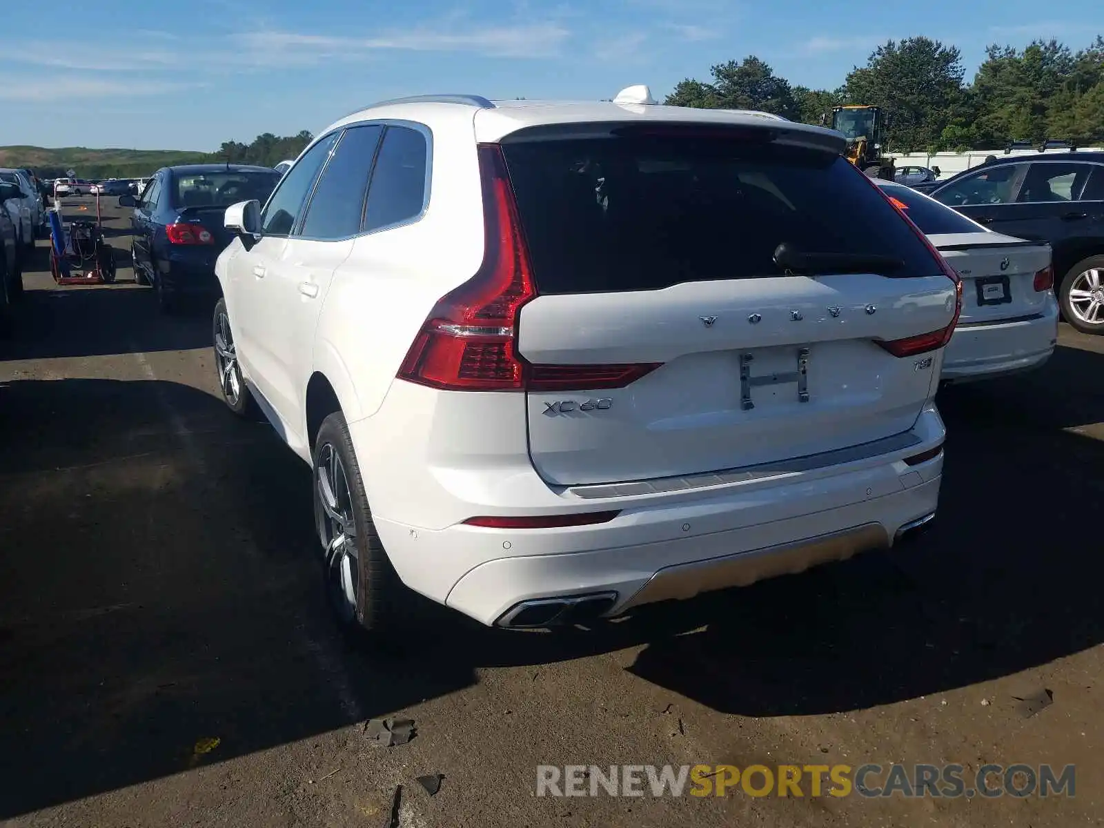 3 Photograph of a damaged car YV4BR0DK6K1383446 VOLVO XC60 2019