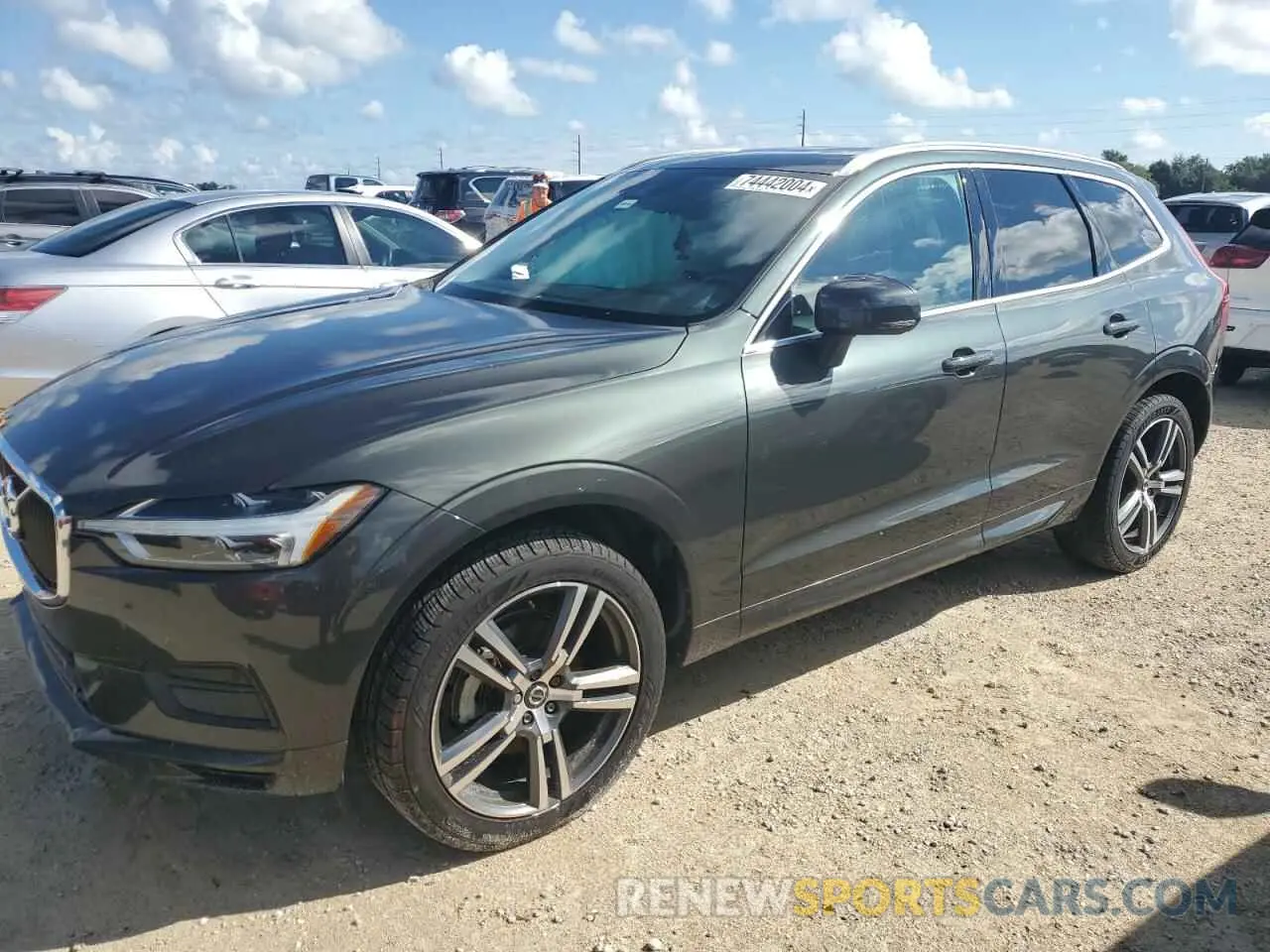 1 Photograph of a damaged car YV4102DK4L1436132 VOLVO XC60 2020