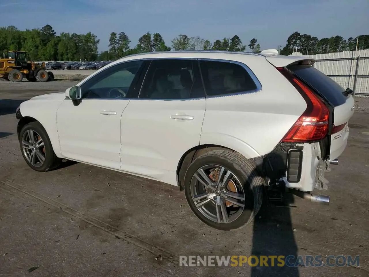 2 Photograph of a damaged car YV4102DK5L1522677 VOLVO XC60 2020