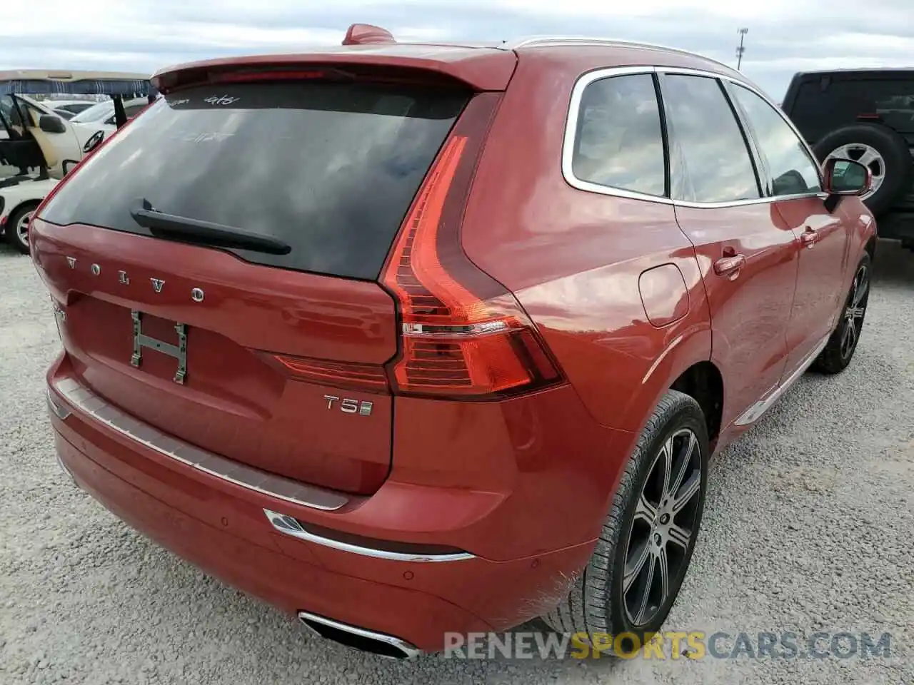 4 Photograph of a damaged car YV4102DL2L1429169 VOLVO XC60 2020