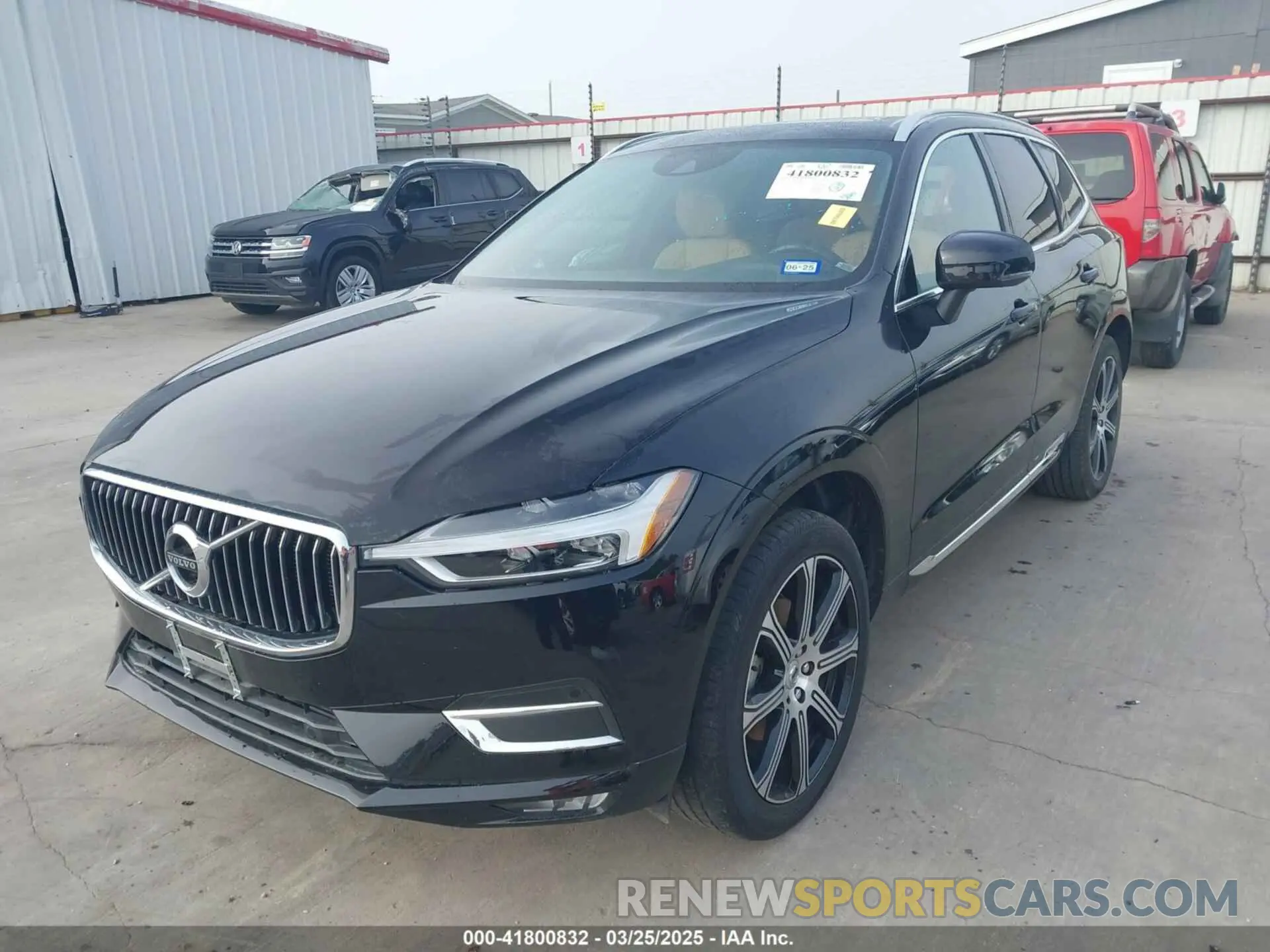 2 Photograph of a damaged car YV4102DL4L1535820 VOLVO XC60 2020