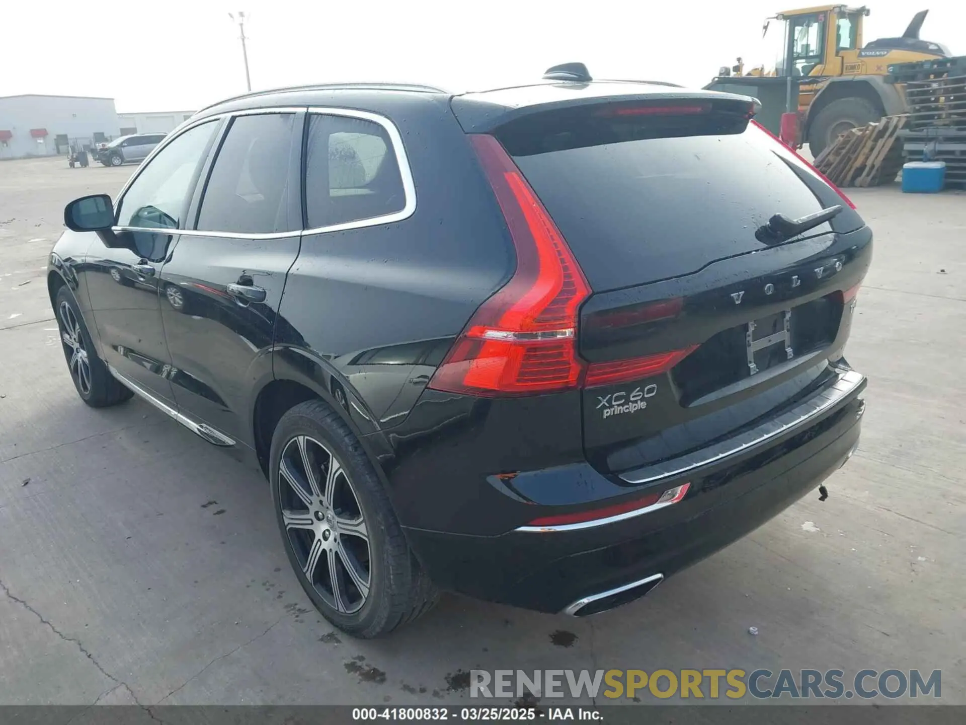 3 Photograph of a damaged car YV4102DL4L1535820 VOLVO XC60 2020