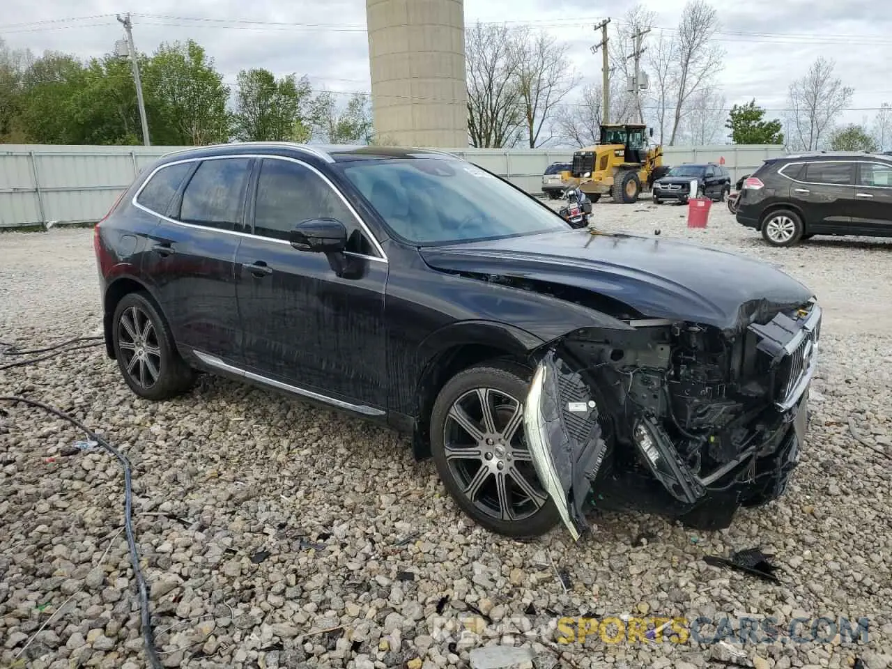 4 Photograph of a damaged car YV4102DLXL1516978 VOLVO XC60 2020