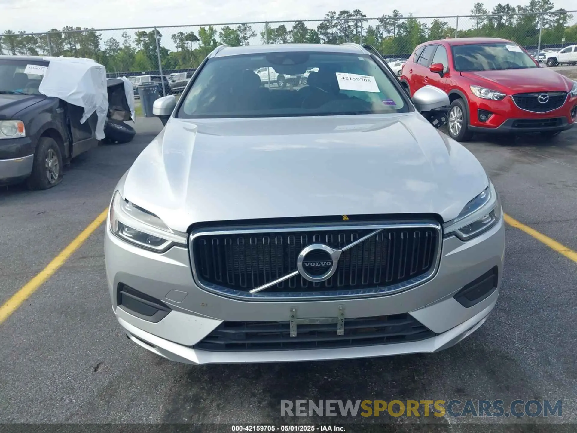 11 Photograph of a damaged car YV4102RK0L1478564 VOLVO XC60 2020