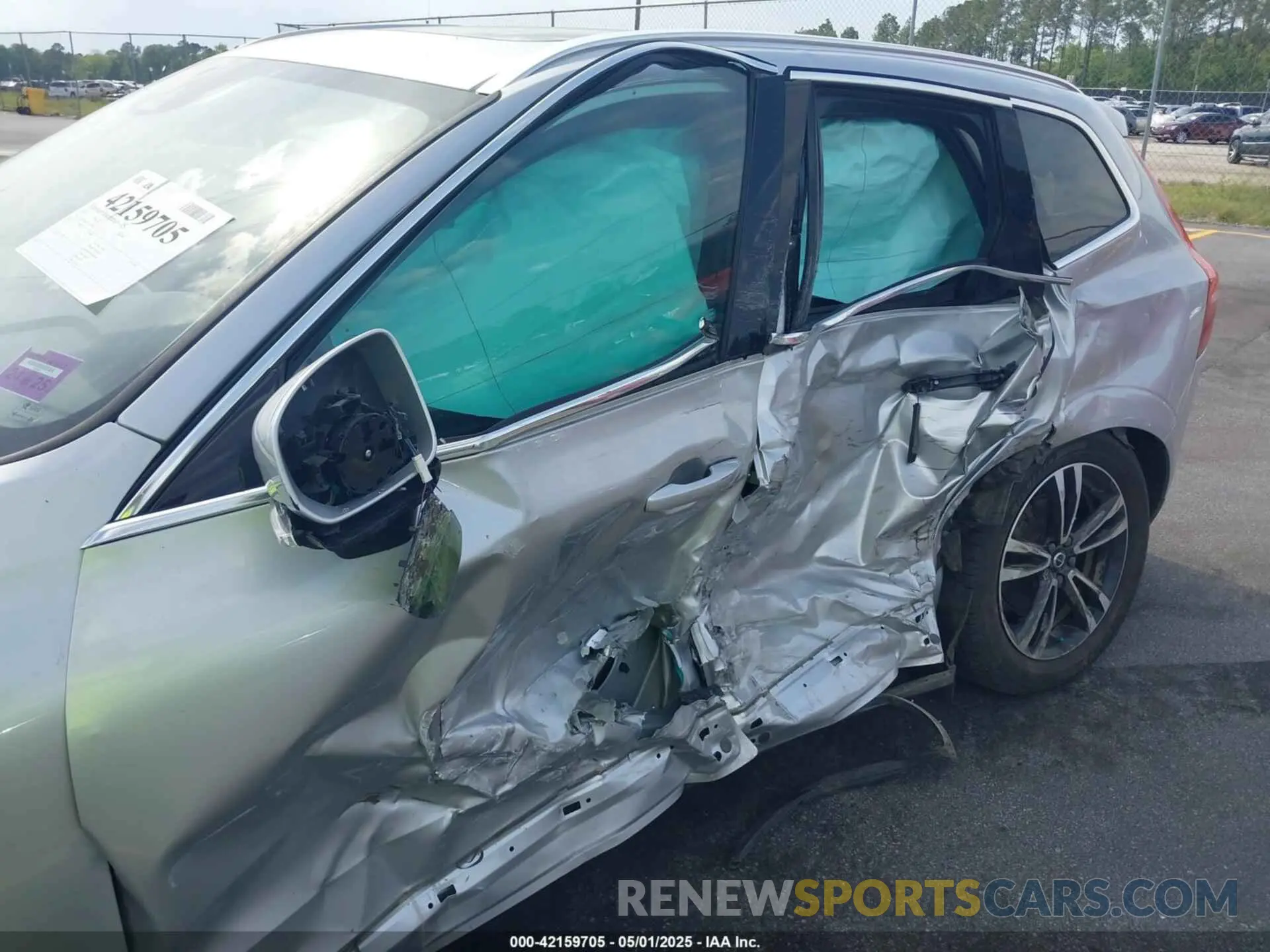 6 Photograph of a damaged car YV4102RK0L1478564 VOLVO XC60 2020