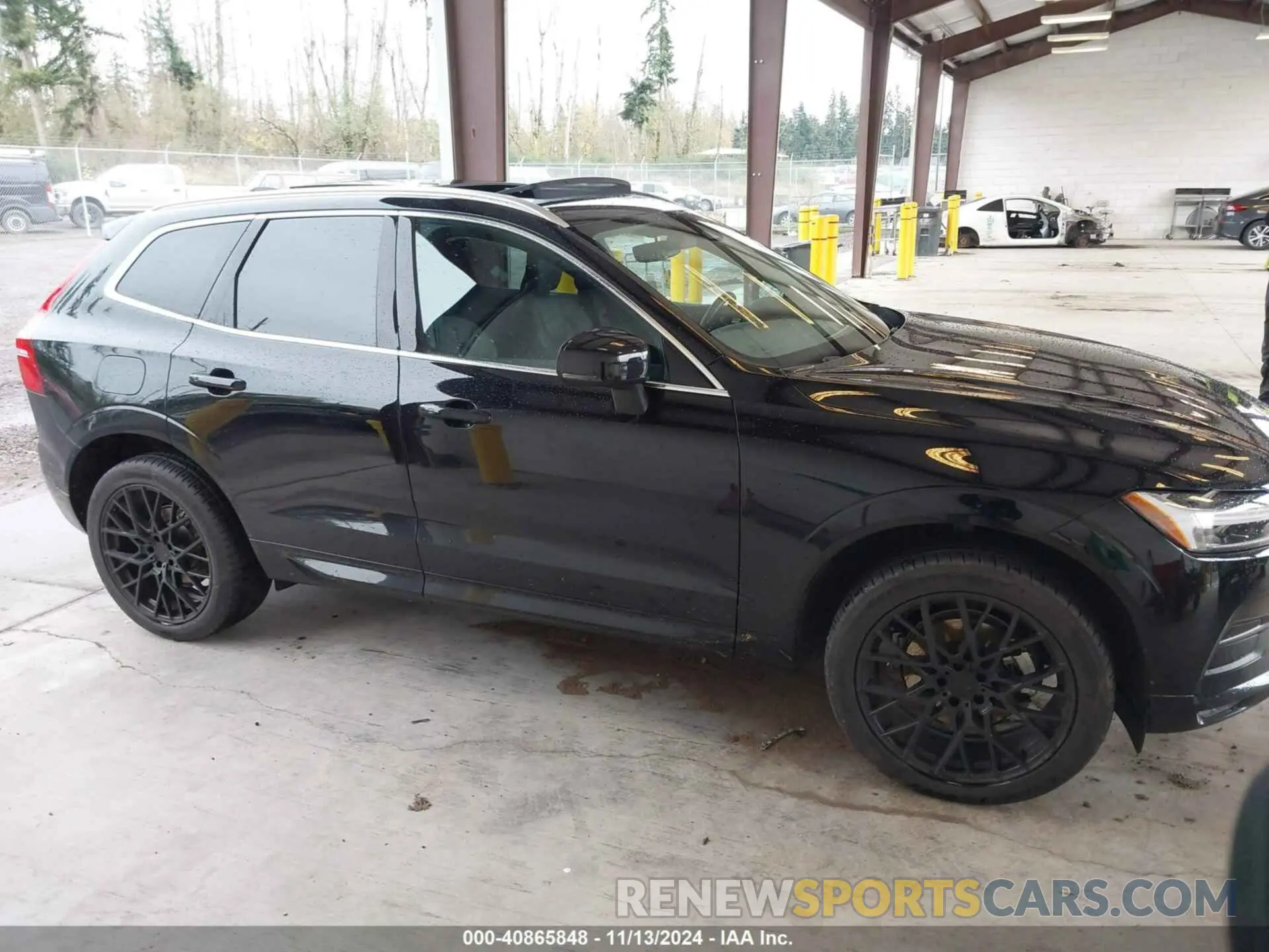 13 Photograph of a damaged car YV4102RK2L1411657 VOLVO XC60 2020