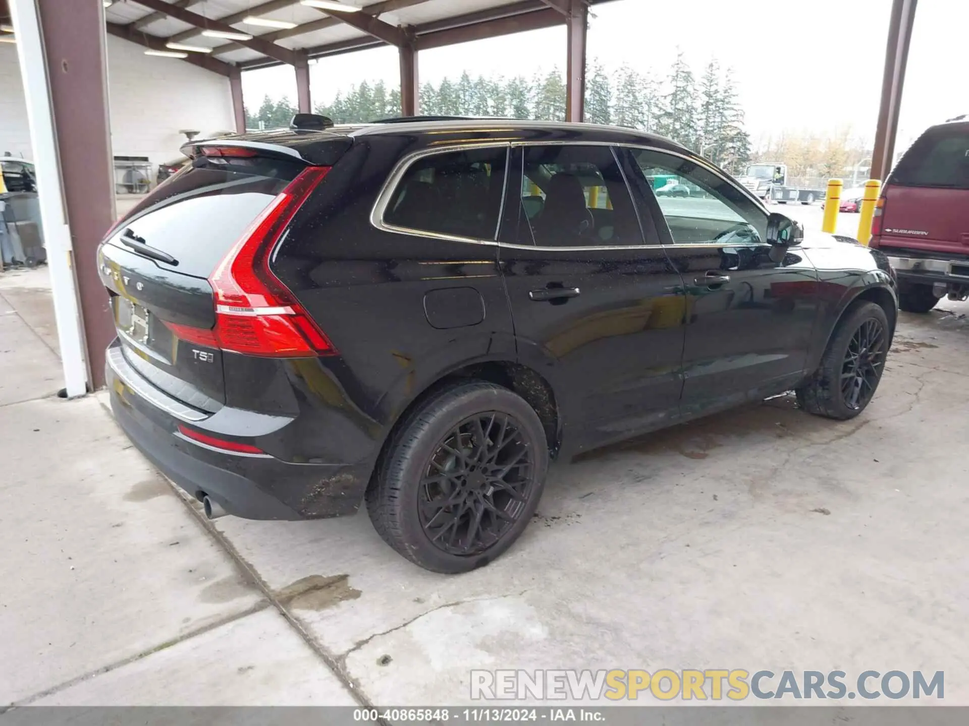 4 Photograph of a damaged car YV4102RK2L1411657 VOLVO XC60 2020