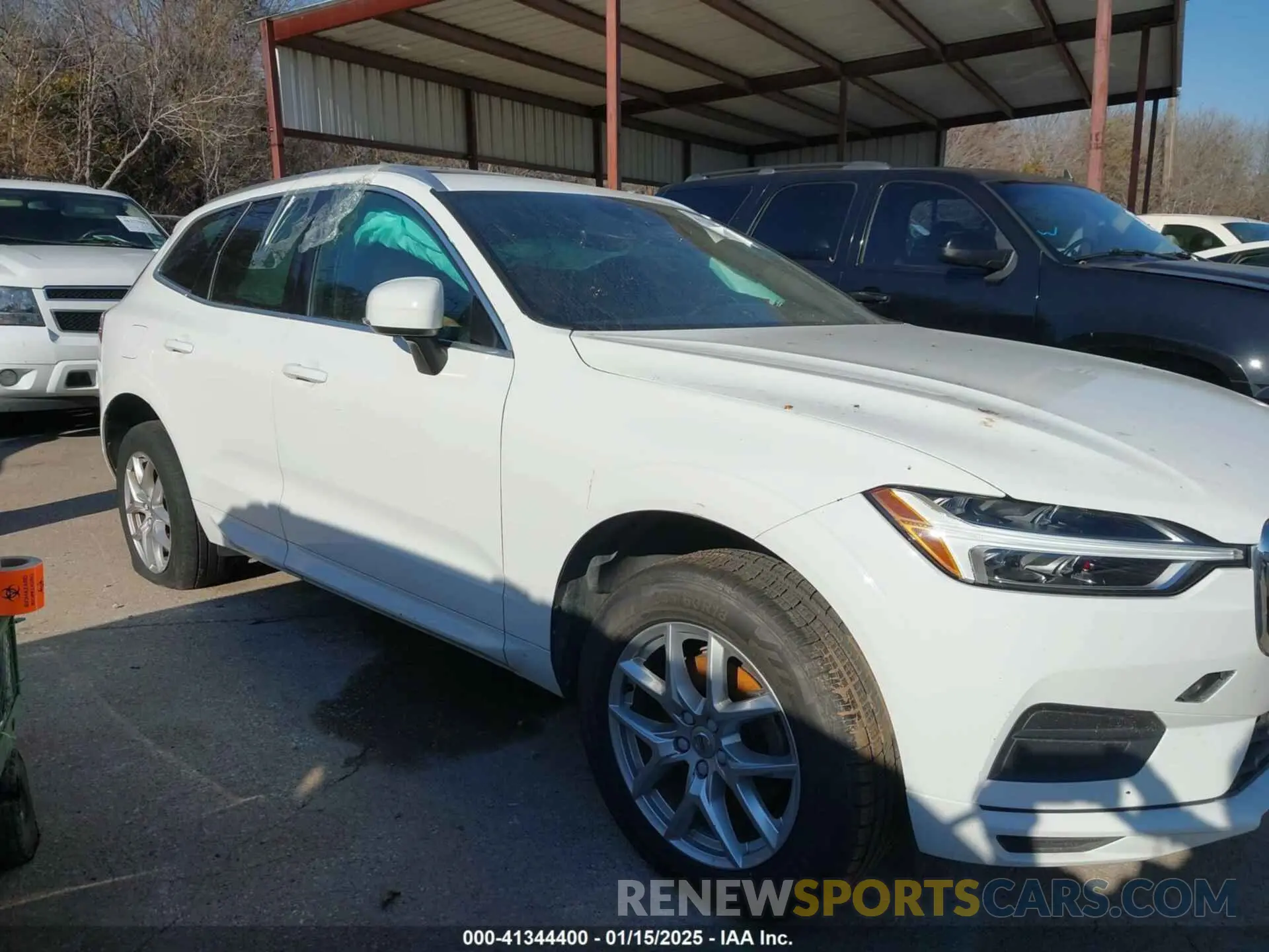 12 Photograph of a damaged car YV4102RK3L1583244 VOLVO XC60 2020