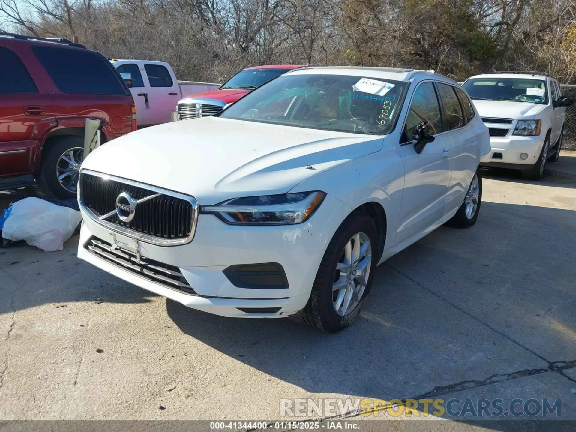 2 Photograph of a damaged car YV4102RK3L1583244 VOLVO XC60 2020