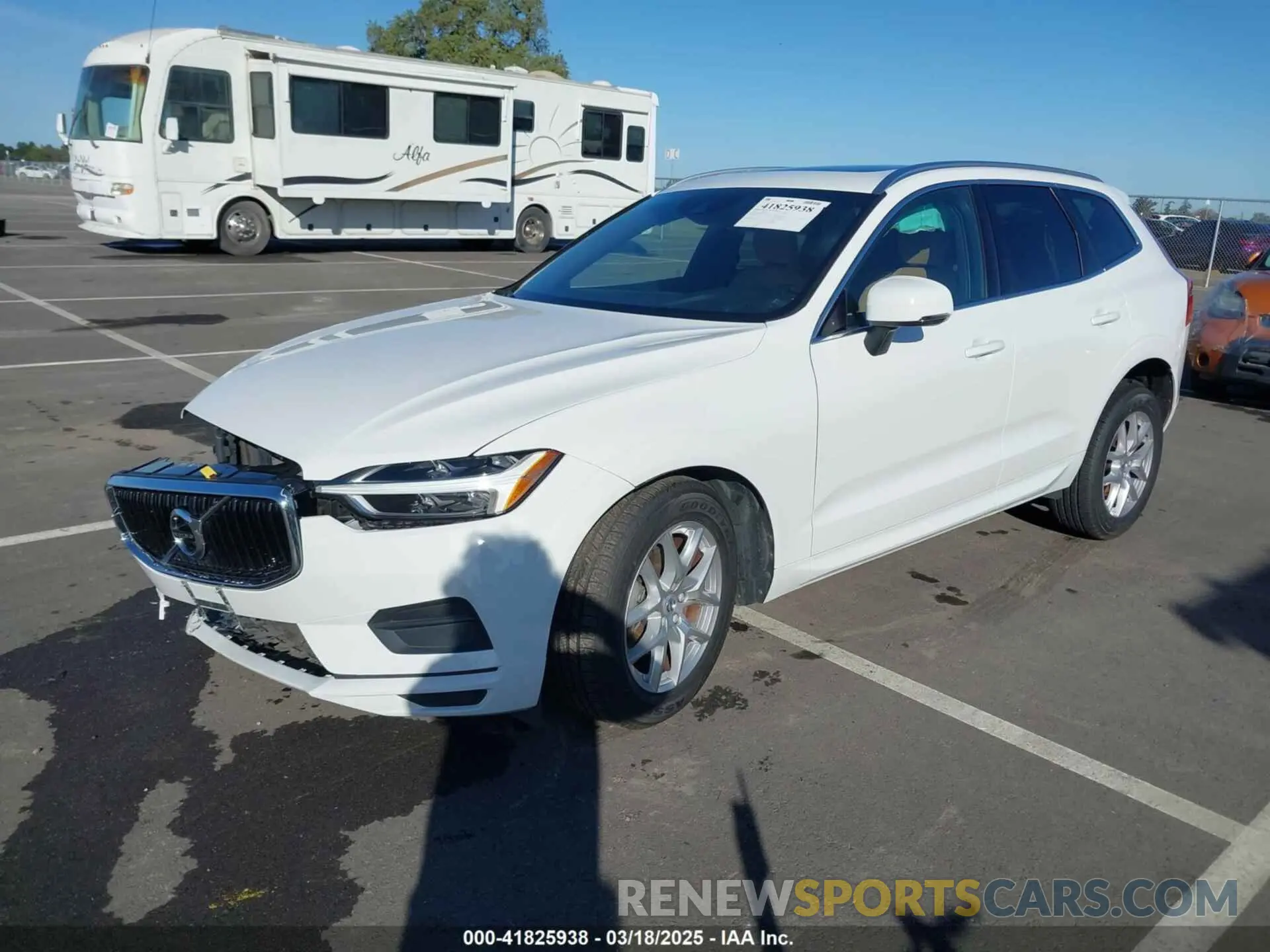 2 Photograph of a damaged car YV4102RK4L1582958 VOLVO XC60 2020