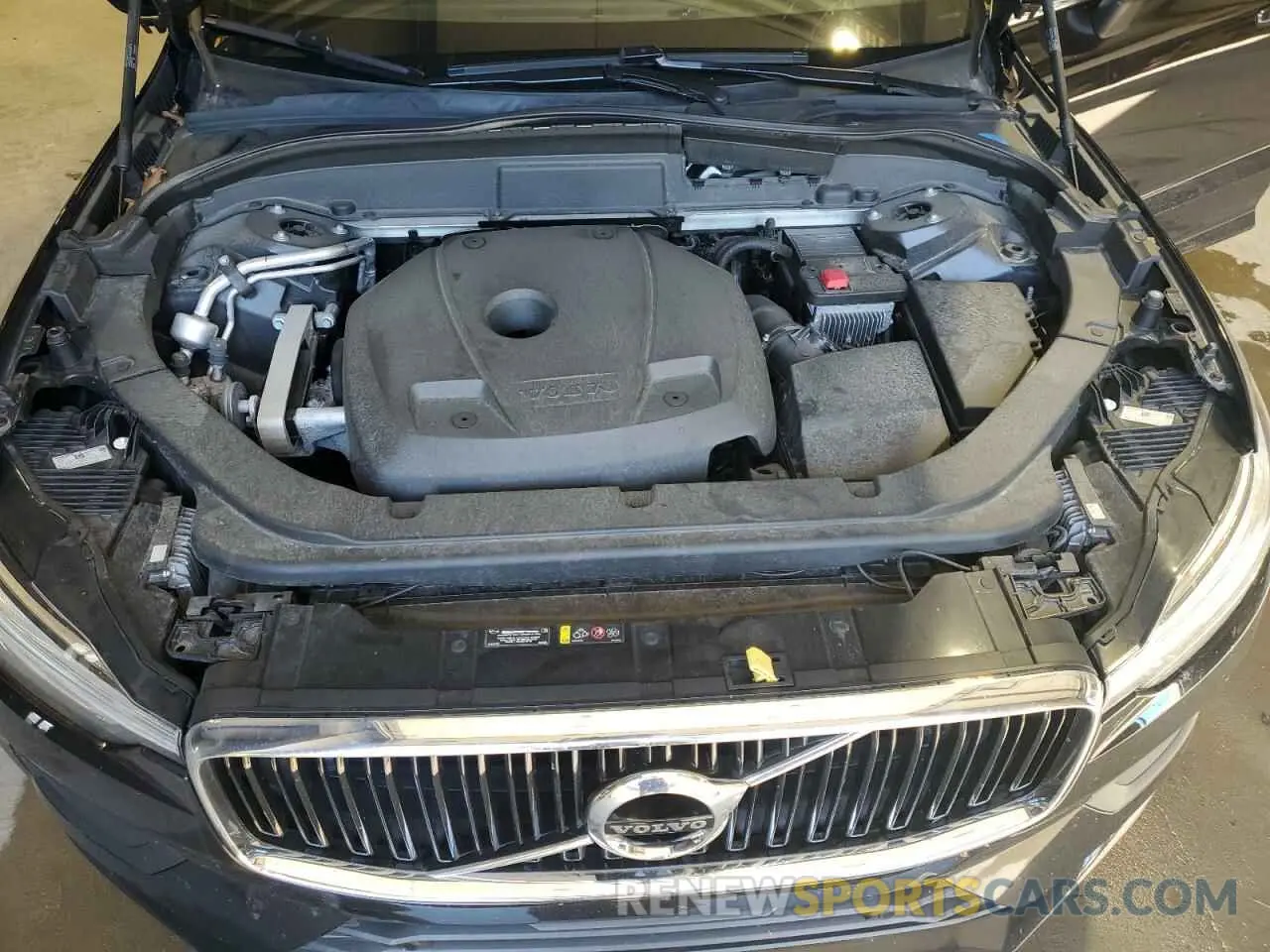 12 Photograph of a damaged car YV4102RK5L1458861 VOLVO XC60 2020