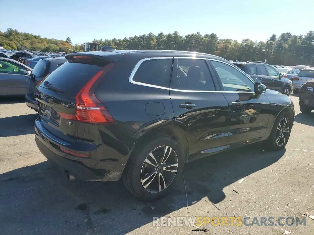 3 Photograph of a damaged car YV4102RK5L1545692 VOLVO XC60 2020