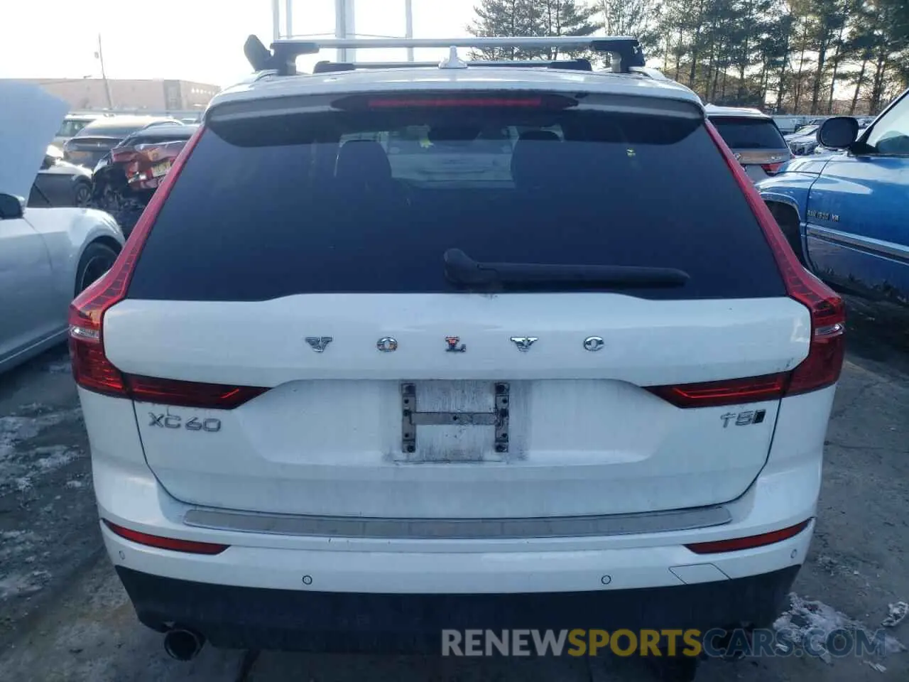 6 Photograph of a damaged car YV4102RK6L1440918 VOLVO XC60 2020