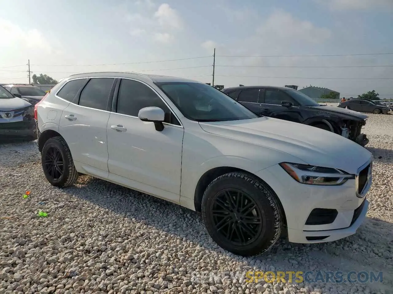 4 Photograph of a damaged car YV4102RK7L1582842 VOLVO XC60 2020