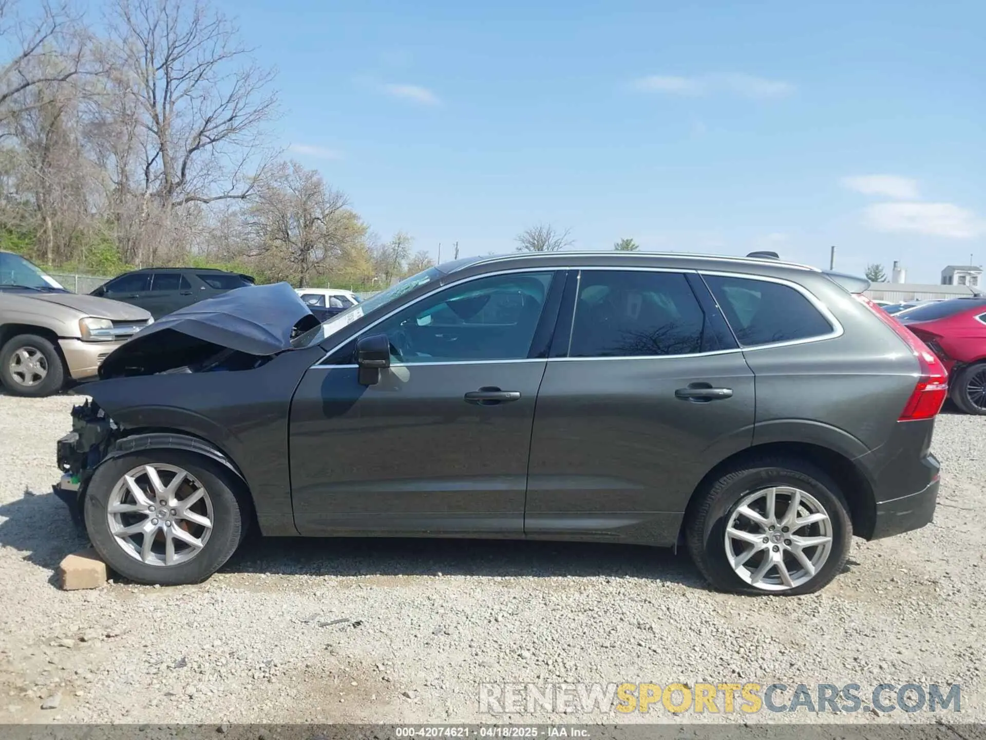 13 Photograph of a damaged car YV4102RK9L1511710 VOLVO XC60 2020