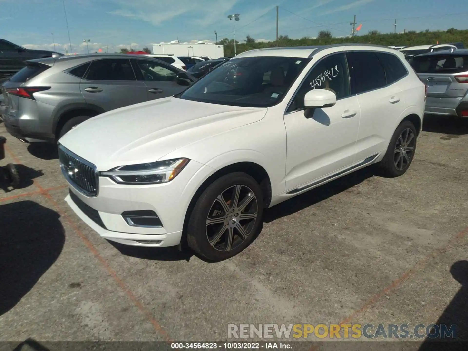 2 Photograph of a damaged car YV4102RL0L1609257 VOLVO XC60 2020