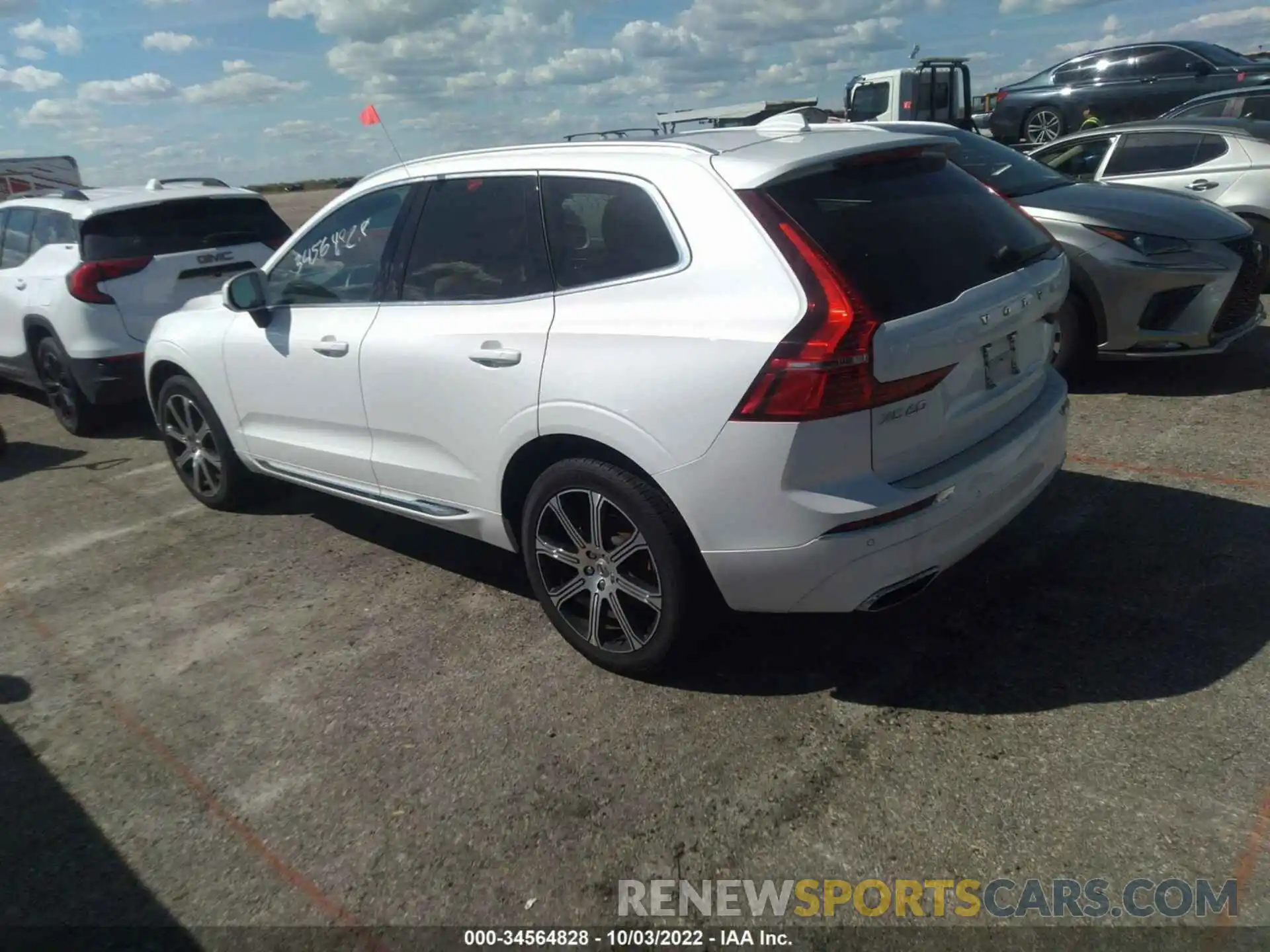 3 Photograph of a damaged car YV4102RL0L1609257 VOLVO XC60 2020