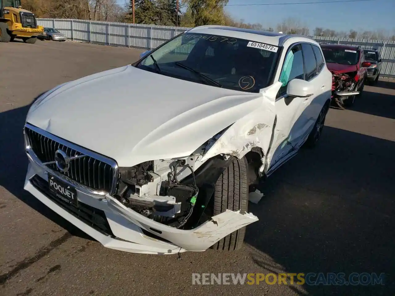 2 Photograph of a damaged car YV4102RL4L1570429 VOLVO XC60 2020