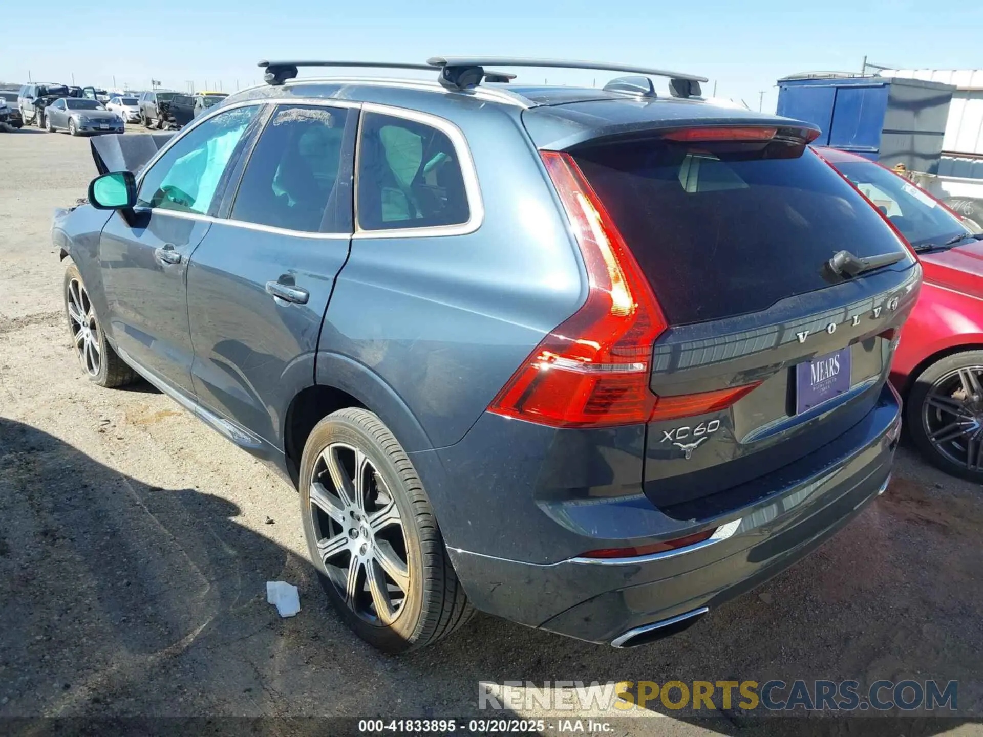 3 Photograph of a damaged car YV4102RL6L1464225 VOLVO XC60 2020