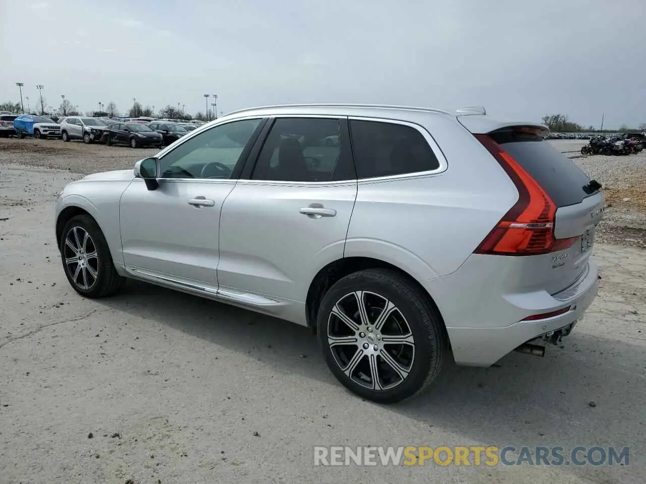 2 Photograph of a damaged car YV4102RL6L1590309 VOLVO XC60 2020
