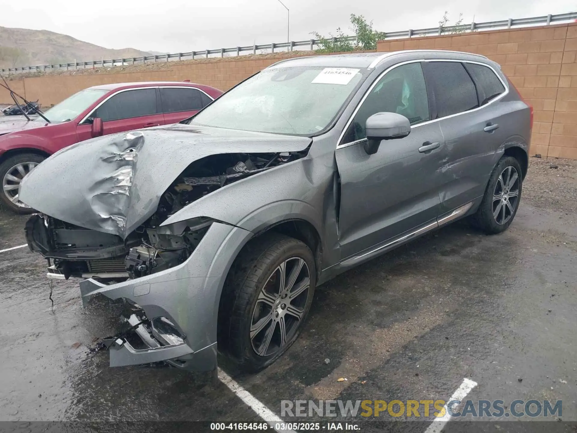 2 Photograph of a damaged car YV4102RL9L1411762 VOLVO XC60 2020