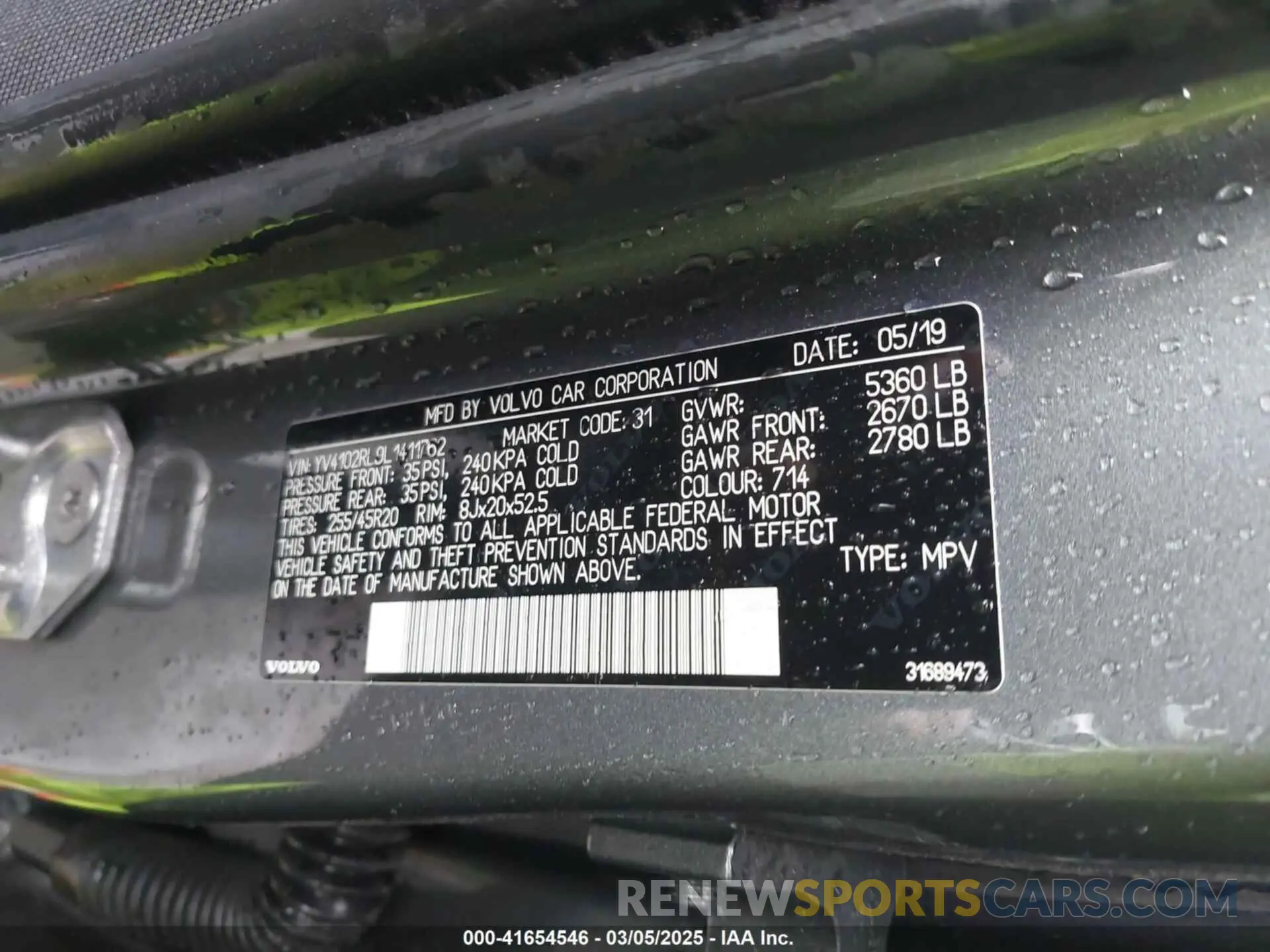 9 Photograph of a damaged car YV4102RL9L1411762 VOLVO XC60 2020
