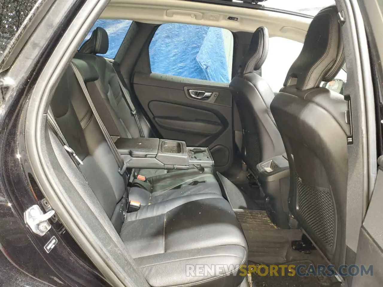 11 Photograph of a damaged car YV4A22RK1L1411921 VOLVO XC60 2020