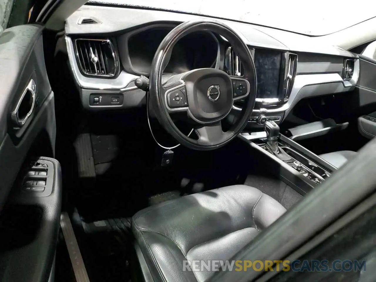 8 Photograph of a damaged car YV4A22RK1L1411921 VOLVO XC60 2020