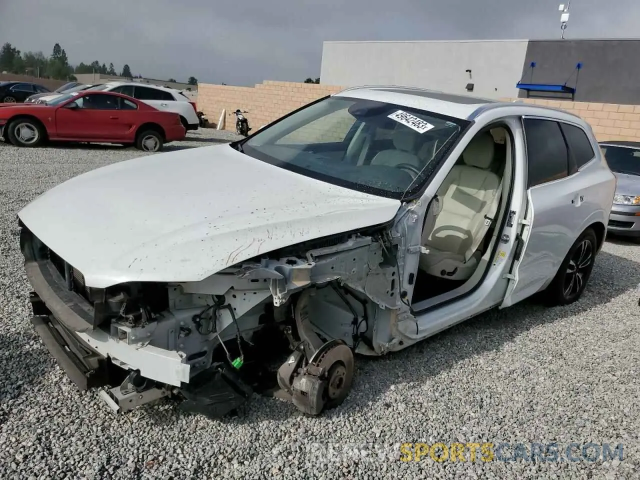 1 Photograph of a damaged car YV4A22RK4L1441933 VOLVO XC60 2020