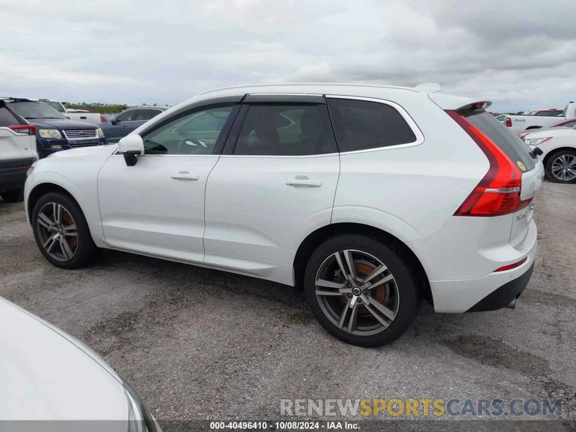 14 Photograph of a damaged car YV4A22RK8L1496000 VOLVO XC60 2020